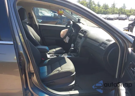 2010 Ford Fusion Se from USA, damaged, VIN 3FAHP0HA4AR378129